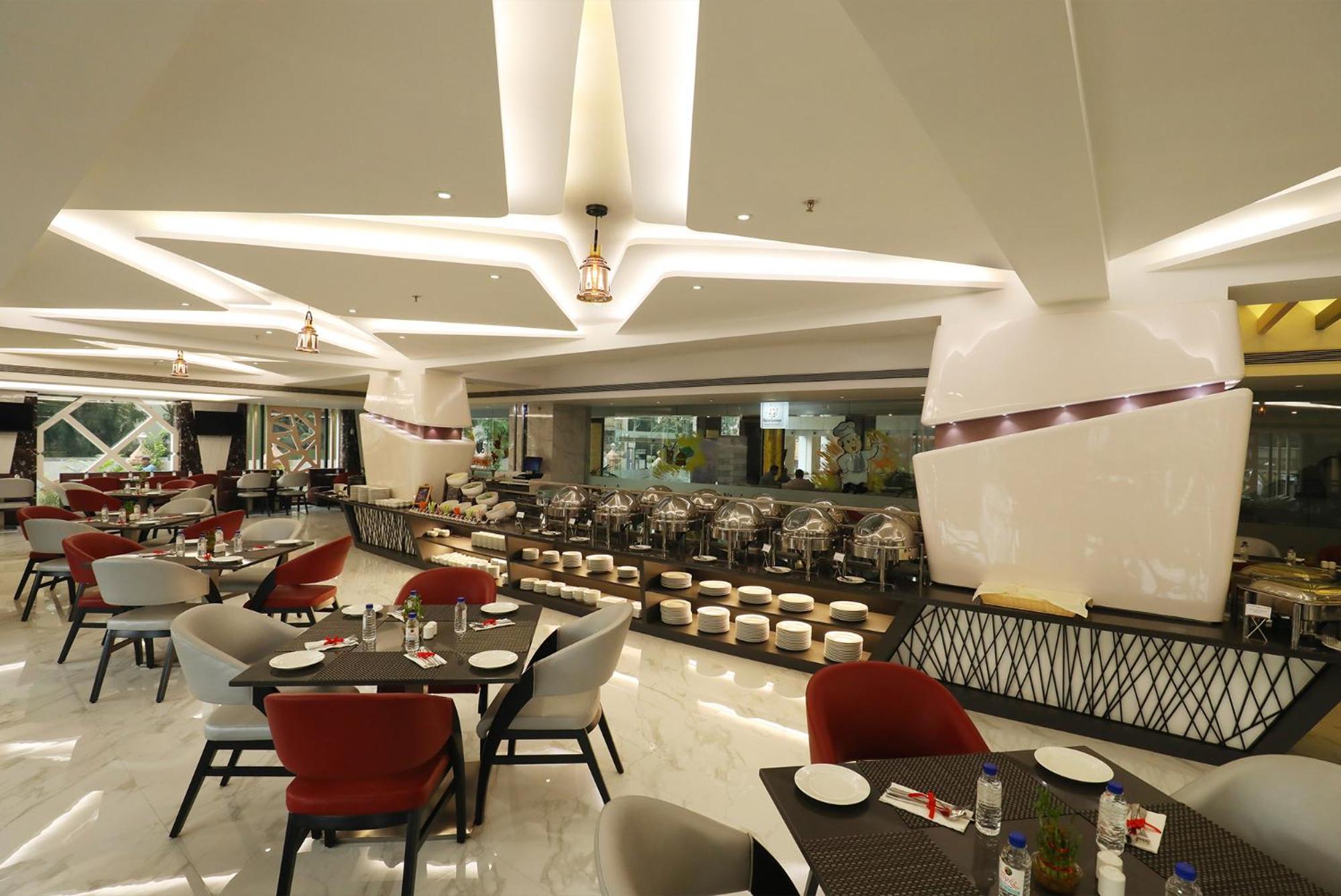 The Byke Suraj Plaza Pure Veg, Thane Exteriör bild