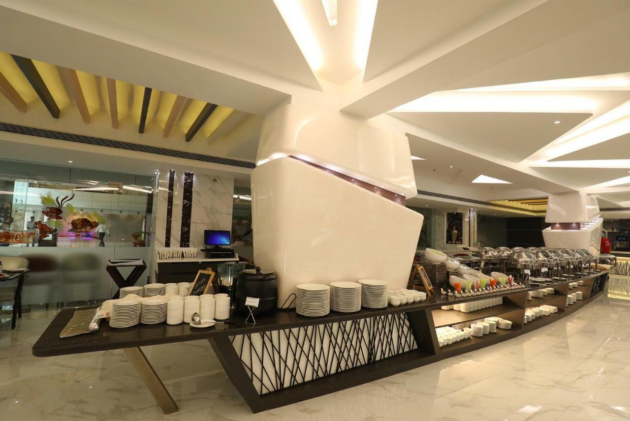 The Byke Suraj Plaza Pure Veg, Thane Exteriör bild